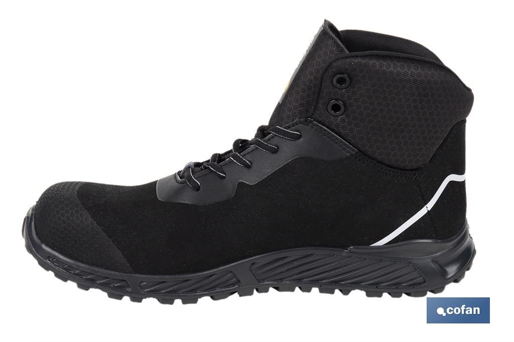 BOTA S-3 MODELO WINGS PRO TALLA 44